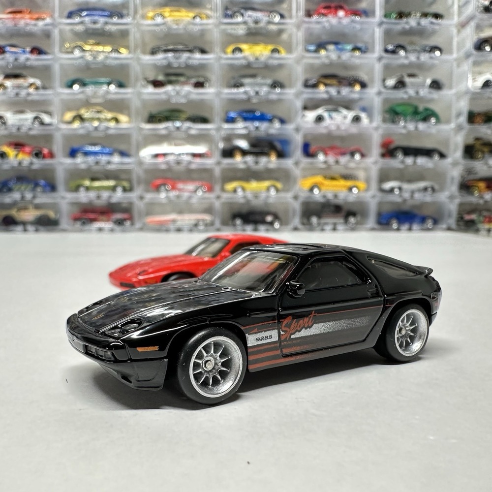 Hot Wheels 1983 Porsche 928S Custom Wheel Swap No Drill Loose Lot Of 2 READ DESC - Picture 3 of 10